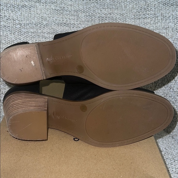 Lucky Brand Black Barimo Bootie.  Black Peep-Toe Heeled Bootie Size 9 - Picture 8 of 10